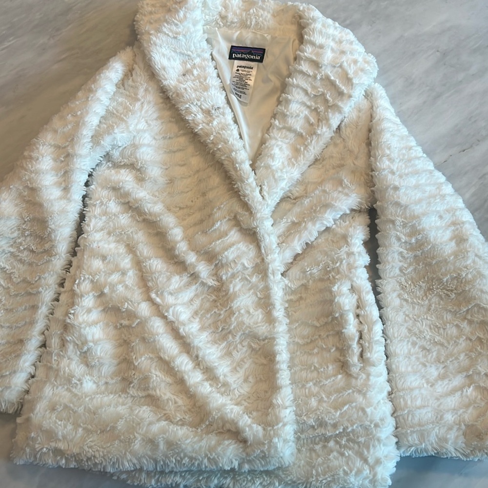 Girls Patagonia pea coat